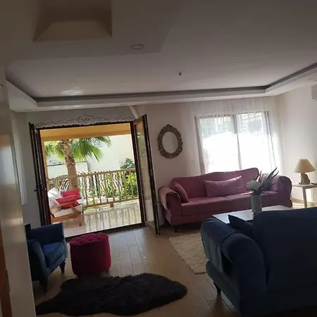 Luxury Holiday home Side